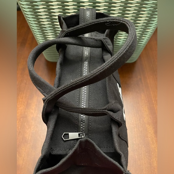 NWOT “The Tote Bag” Retro - Picture 7 of 11